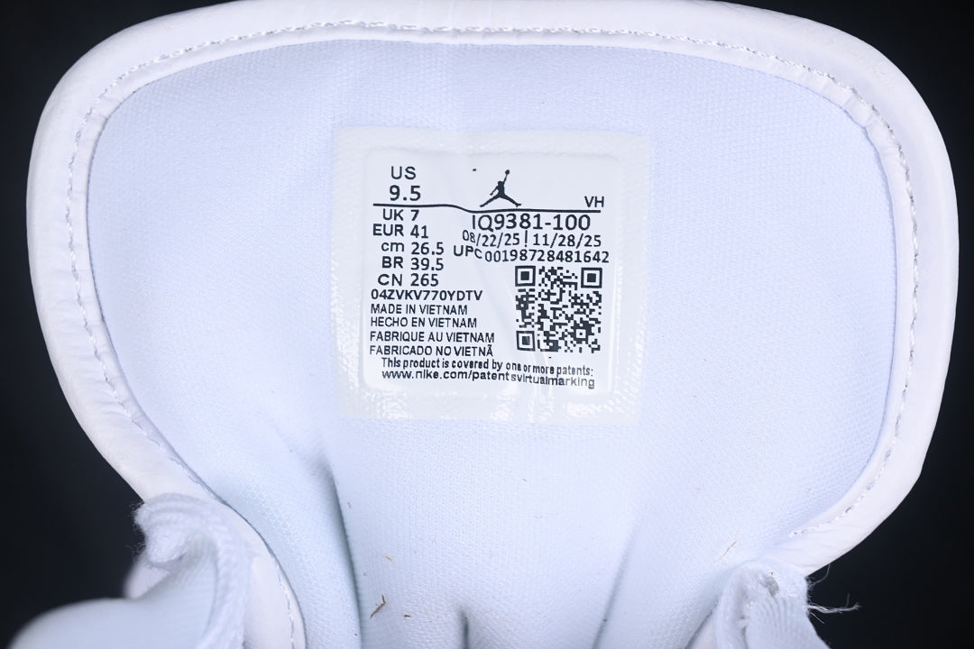 AJ1 Low