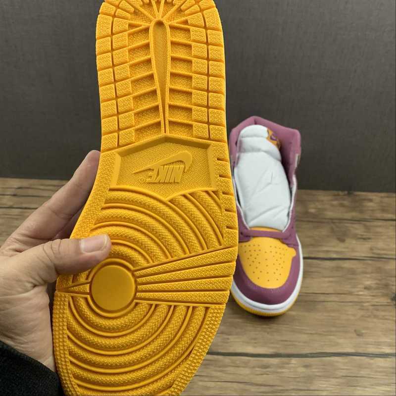 AJ1 High