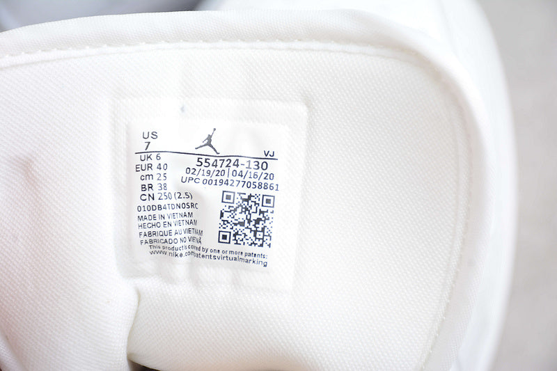 AJ1 Mid
