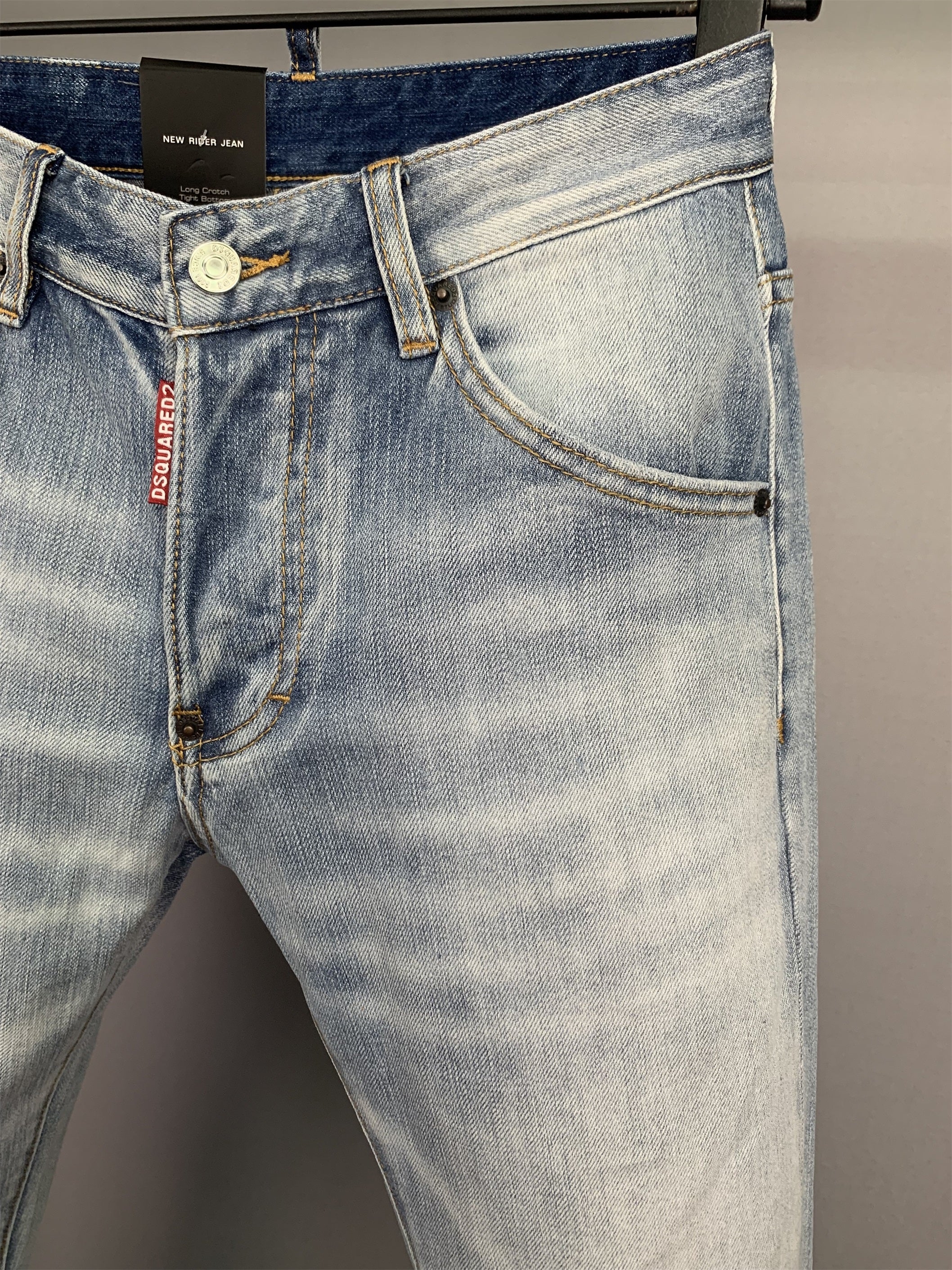 D2 Jeans