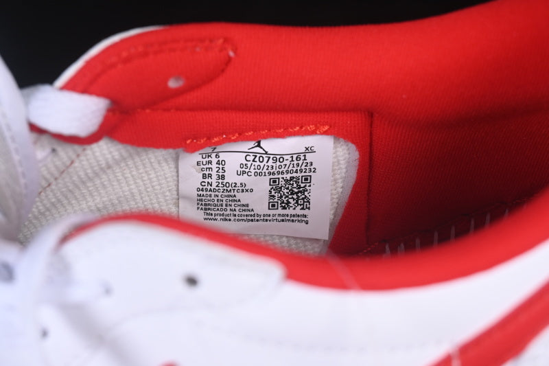 AJ1 Low