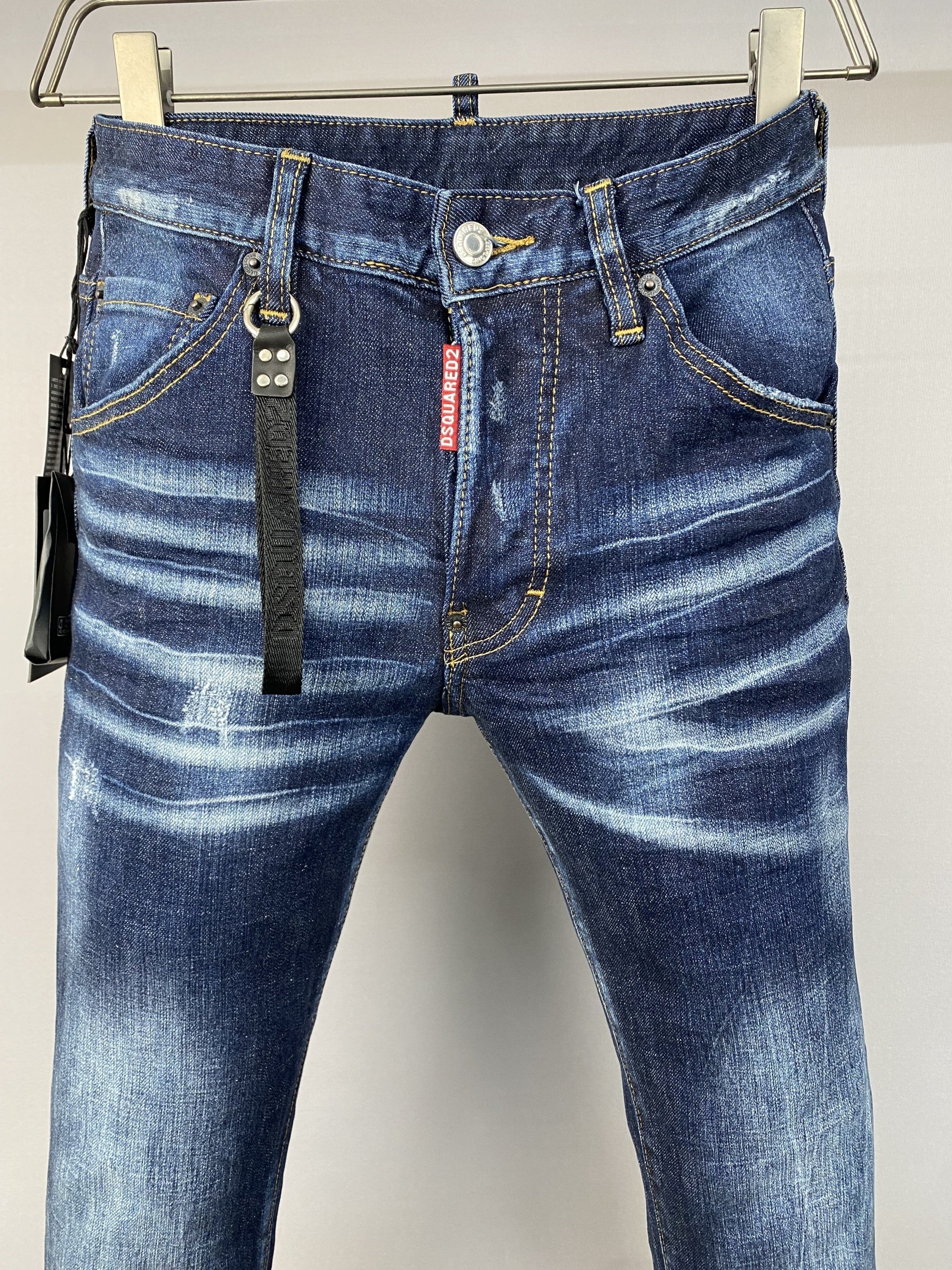 D2 Jeans