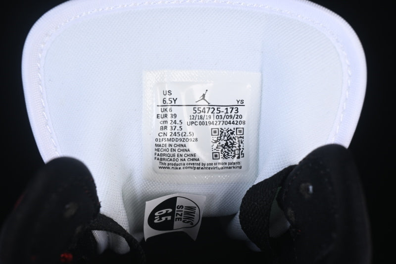 AJ1 Mid