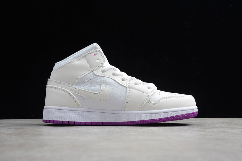 AJ1 Mid