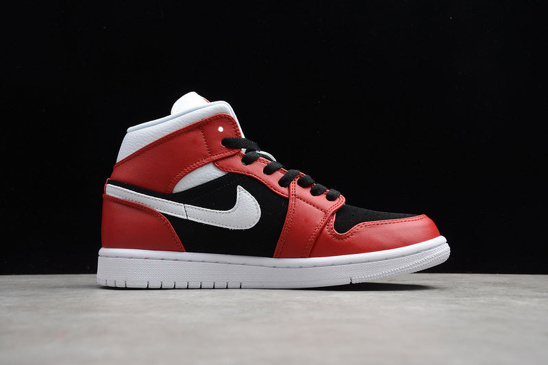 AJ1 Mid