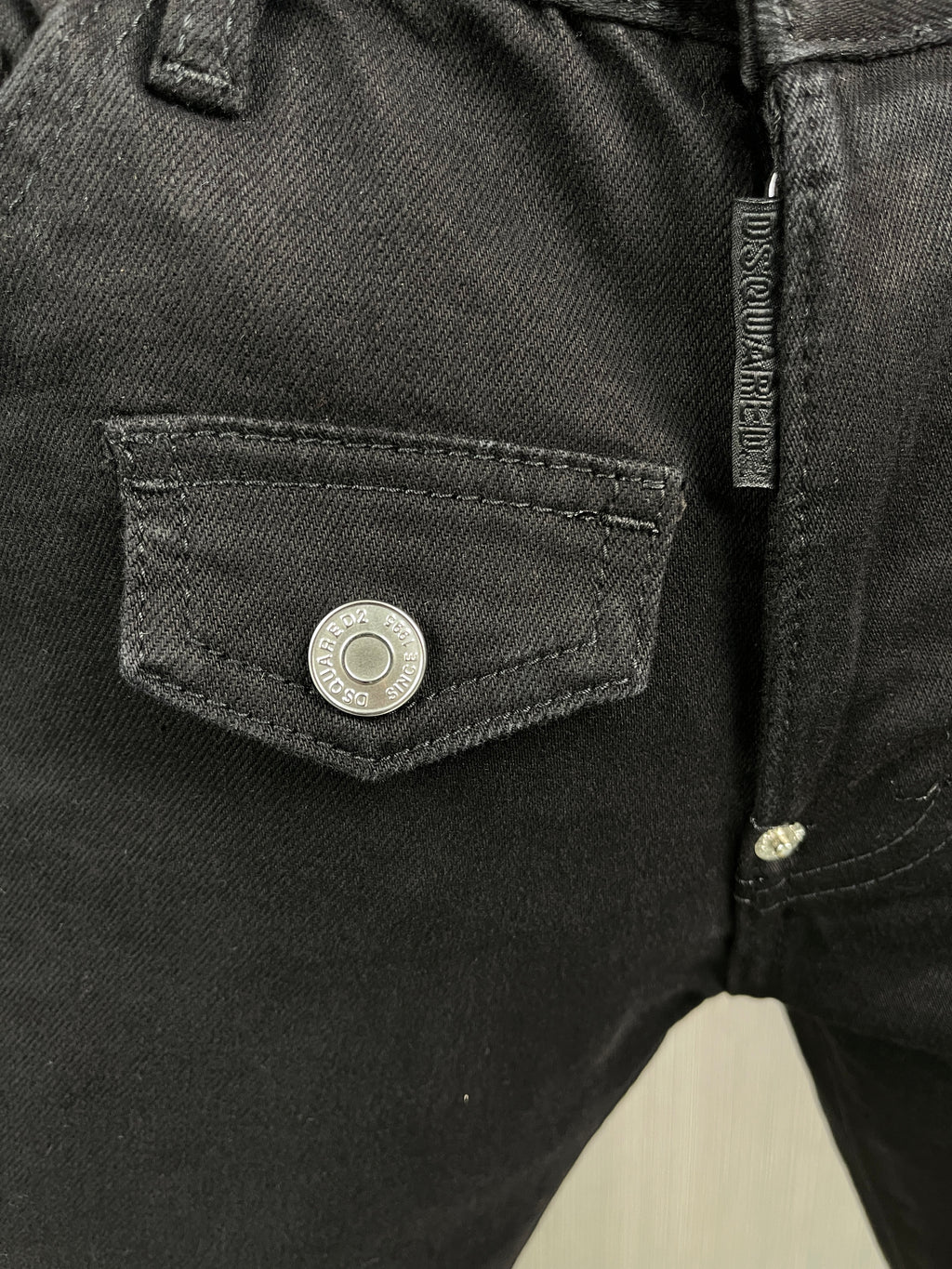 D2 Jeans