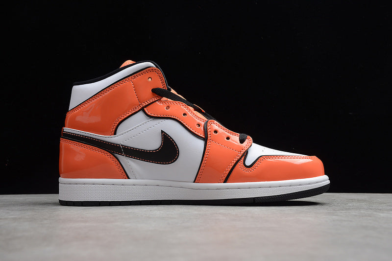 AJ1 Mid