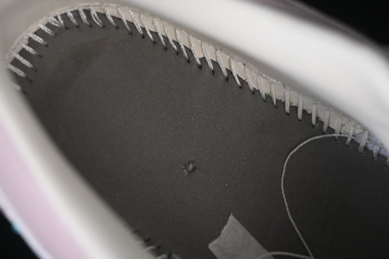 AJ1 Low