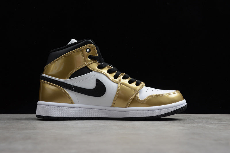 AJ1 Mid