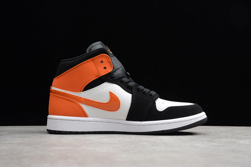 AJ1 Mid