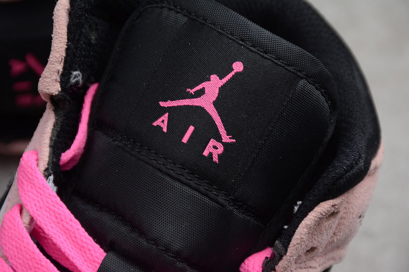 AJ1 Mid