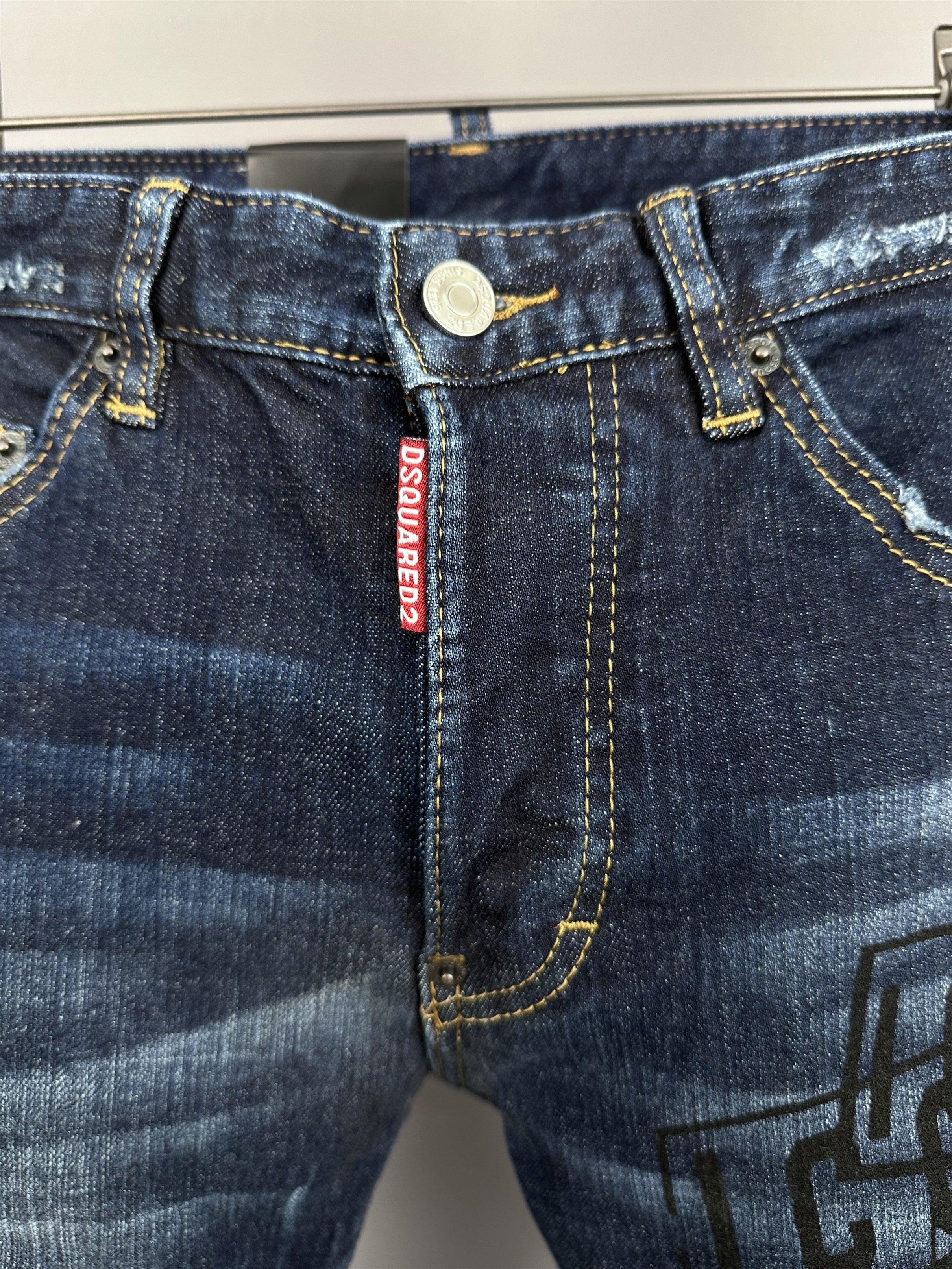 D2 Jeans