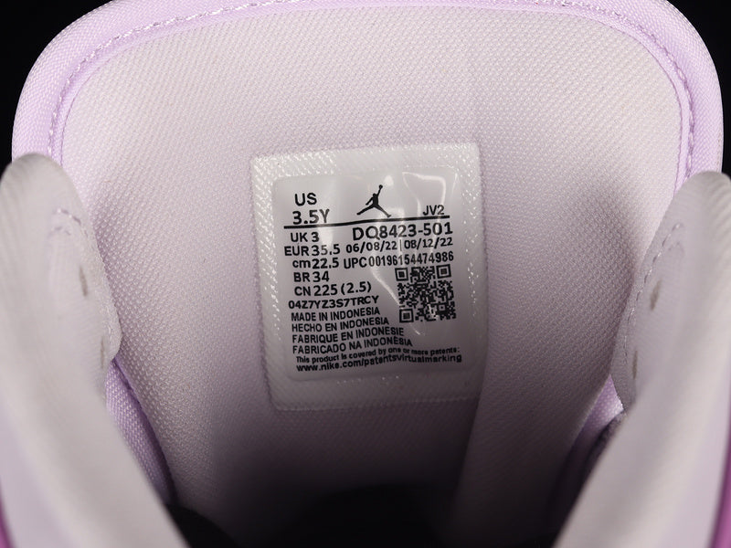 AJ1 Mid