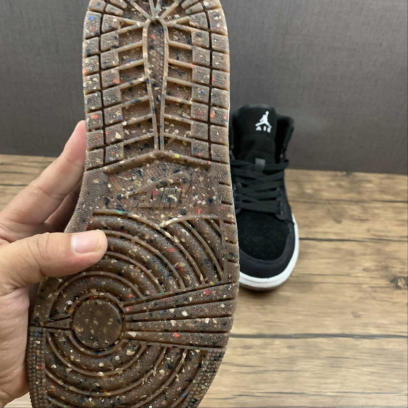 AJ1 Mid