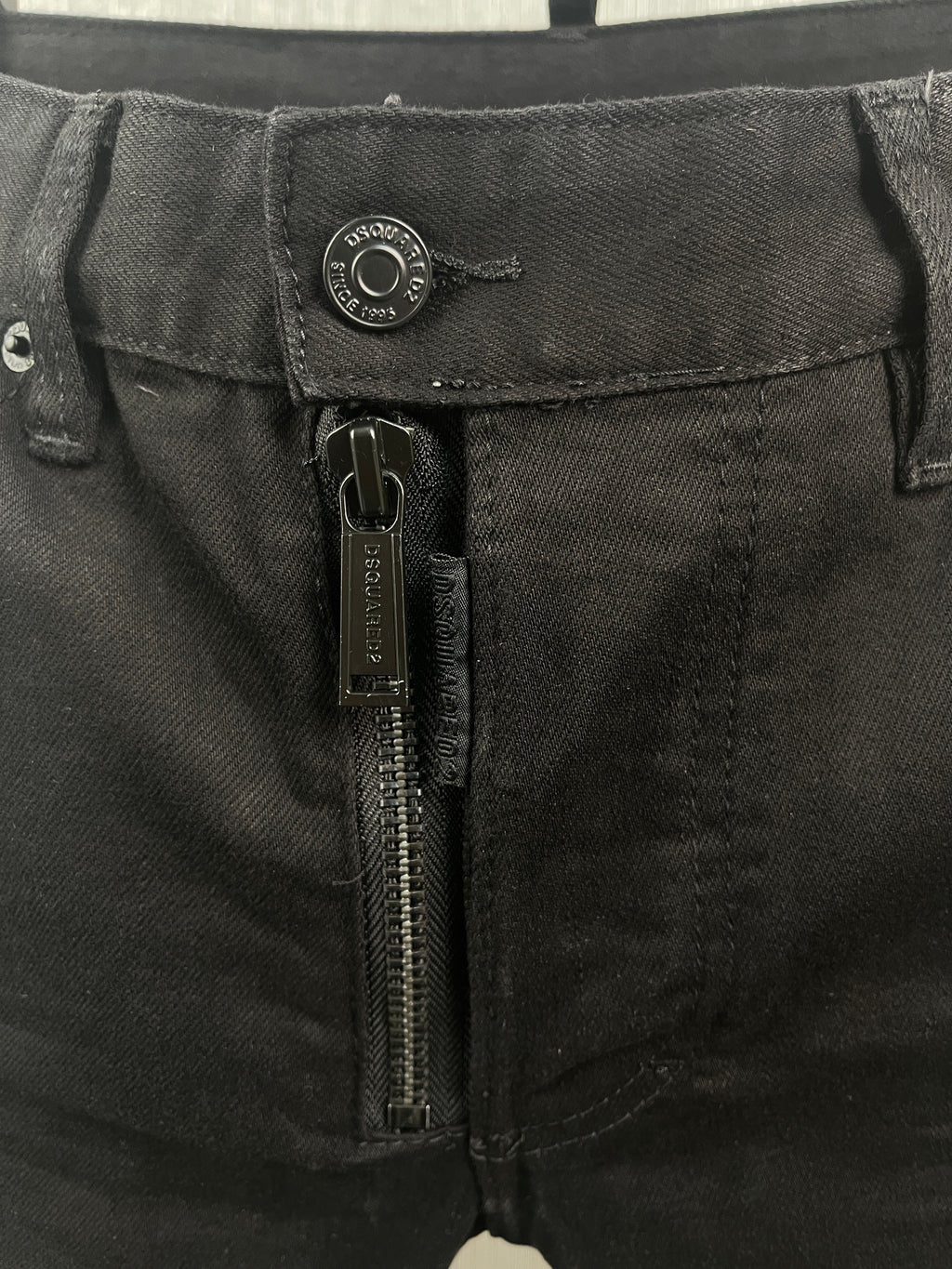 D2 Jeans