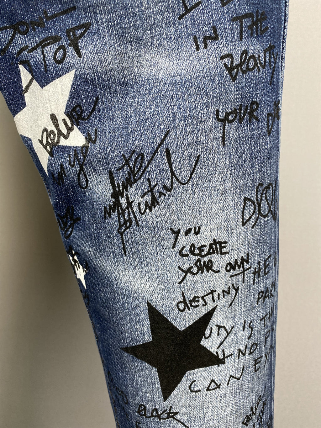 D2 Jeans