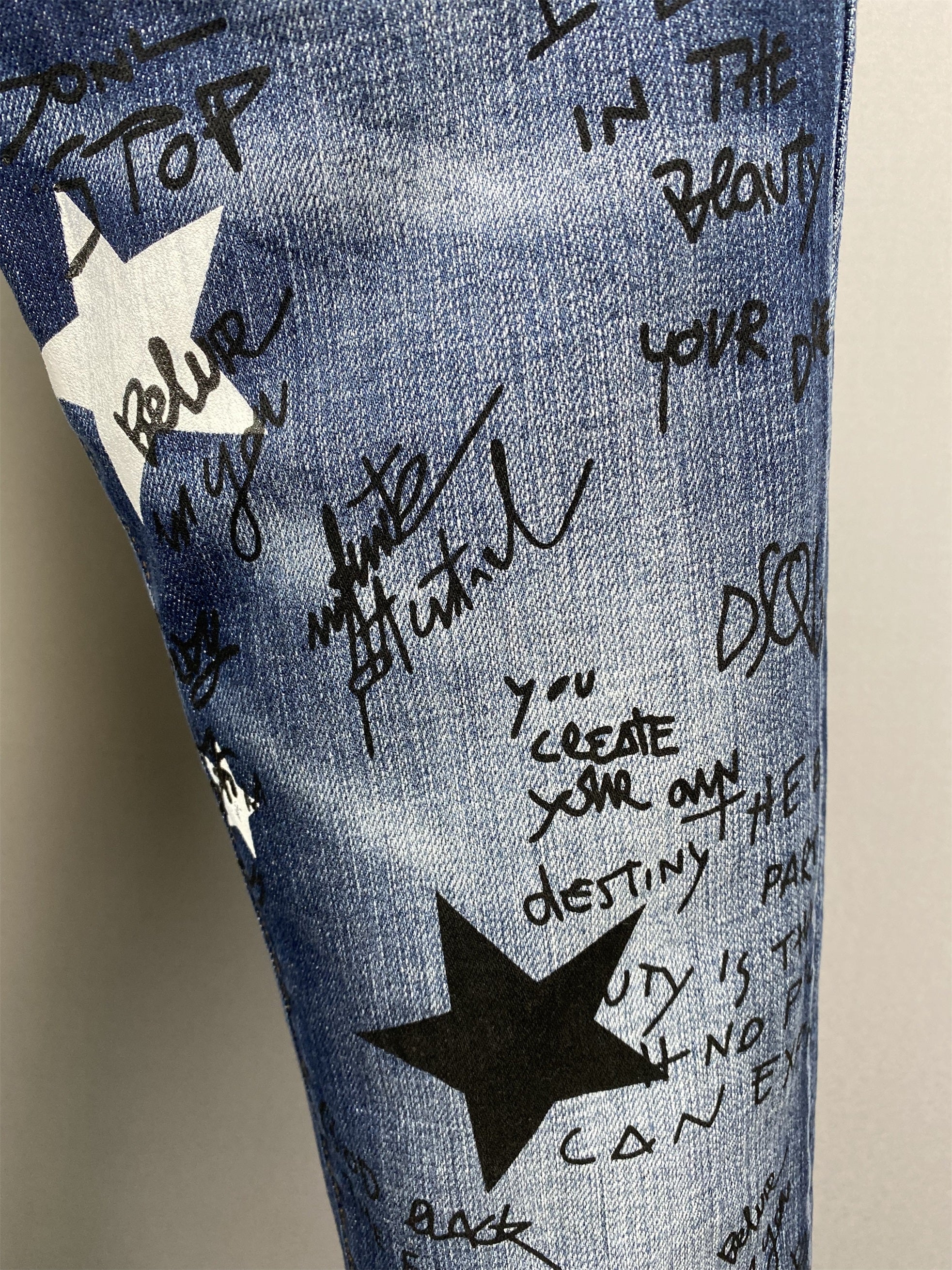 D2 Jeans