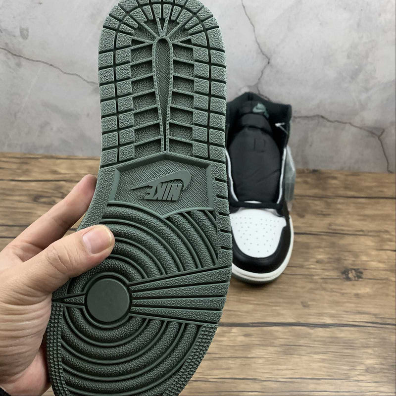 AJ1 High
