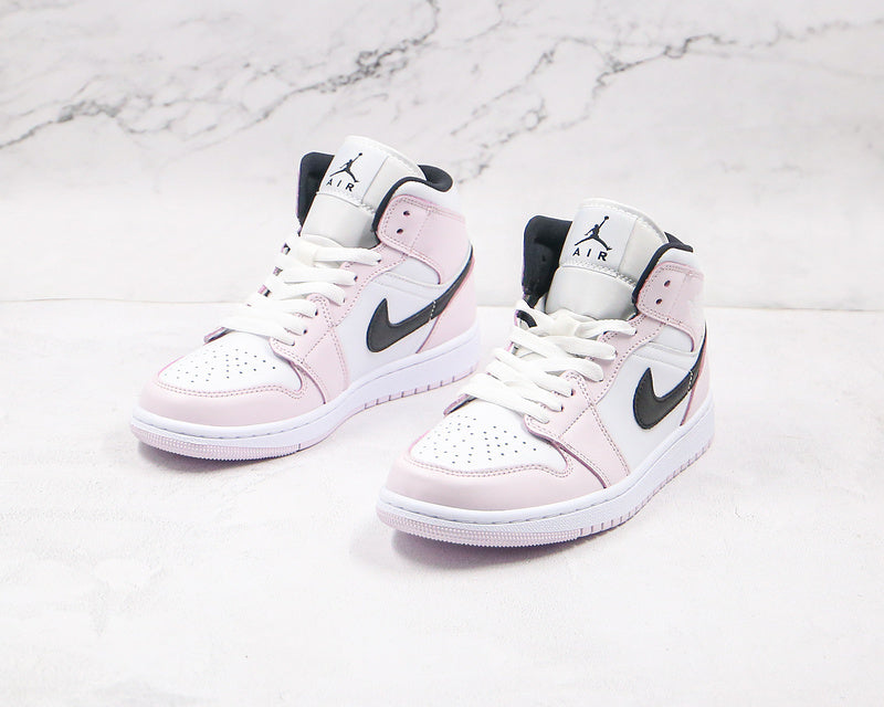AJ1 Mid