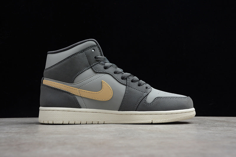 AJ1 Mid