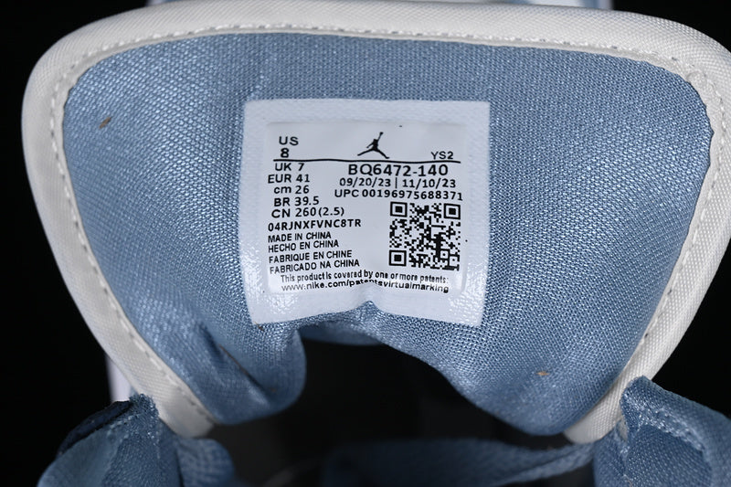 AJ1 Mid
