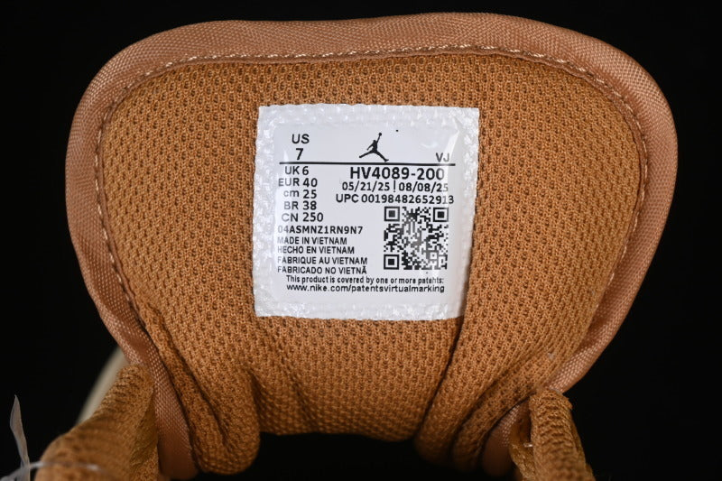 AJ1 Low