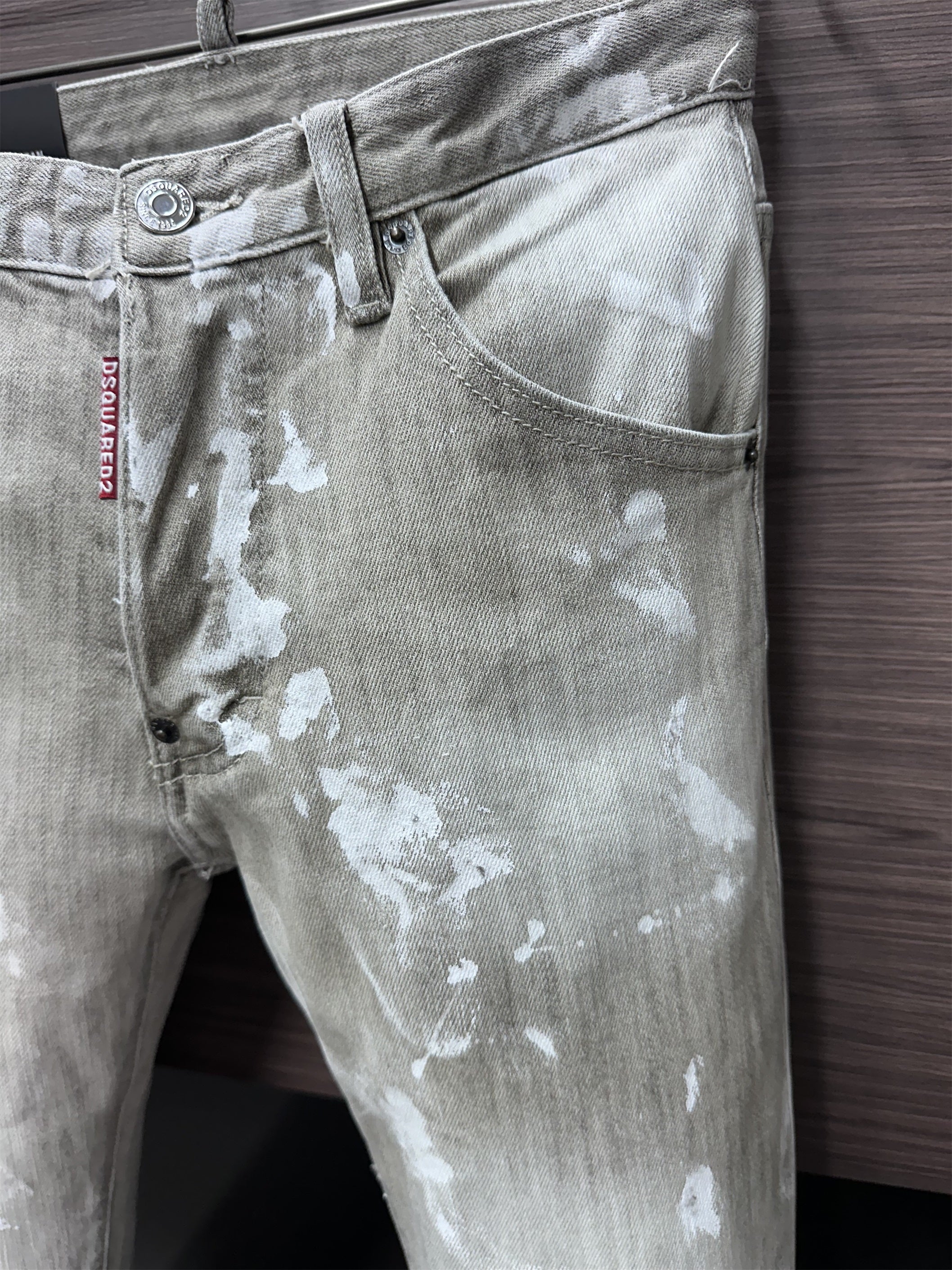 D2 Jeans
