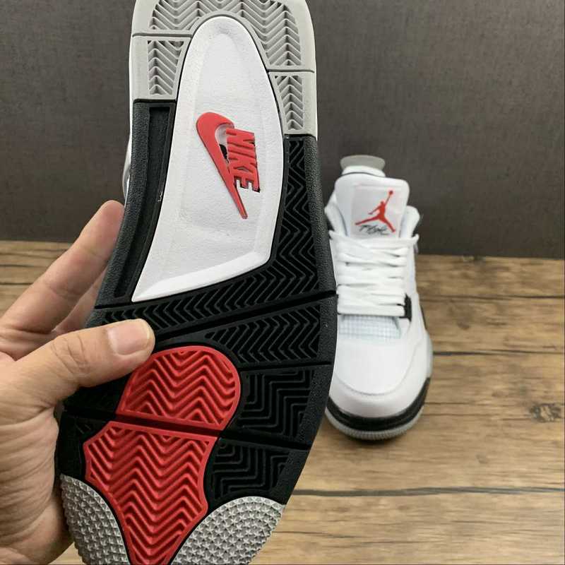 AJ4