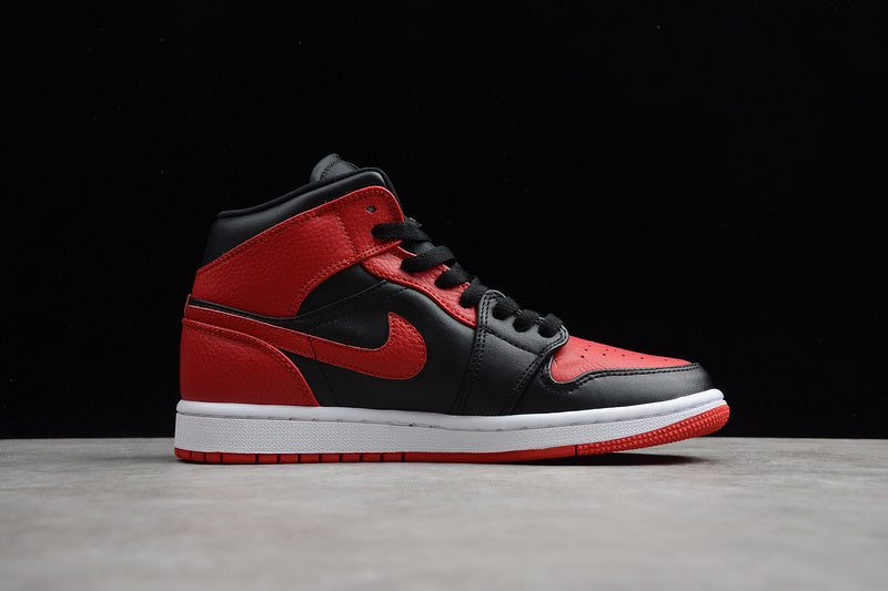 AJ1 Mid