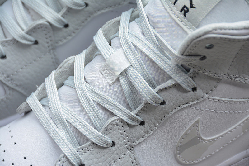 AJ1 Mid