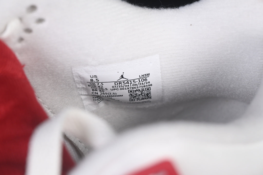 AJ4