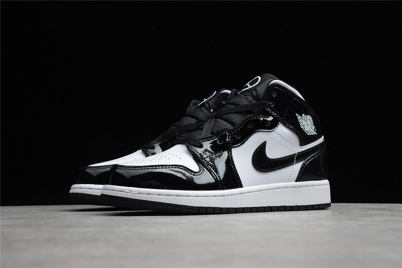 AJ1 Mid