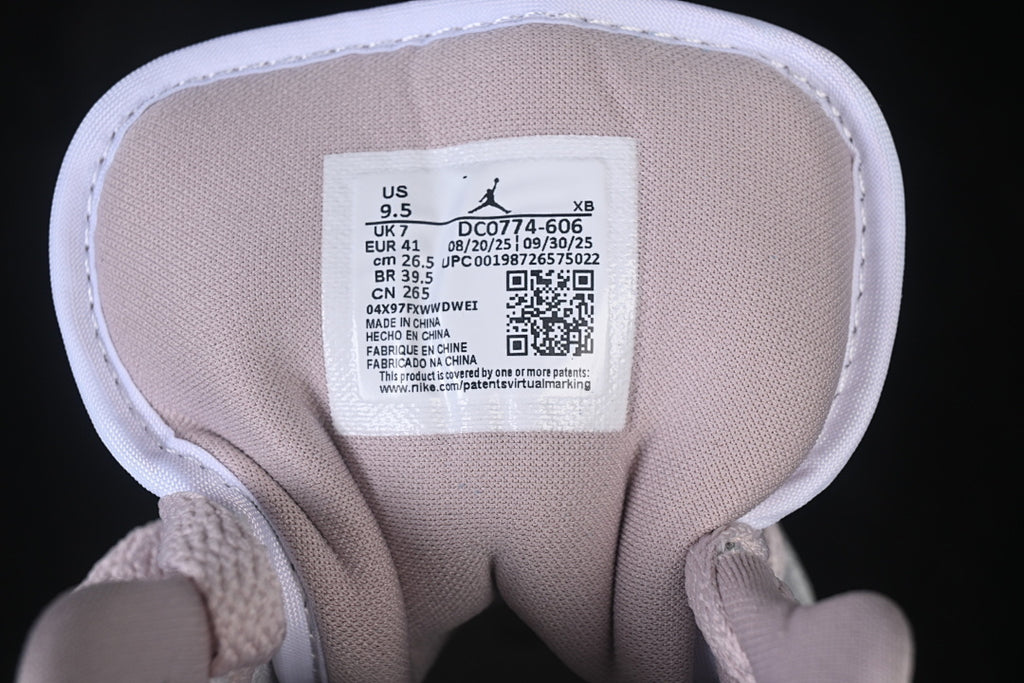 AJ1 Low