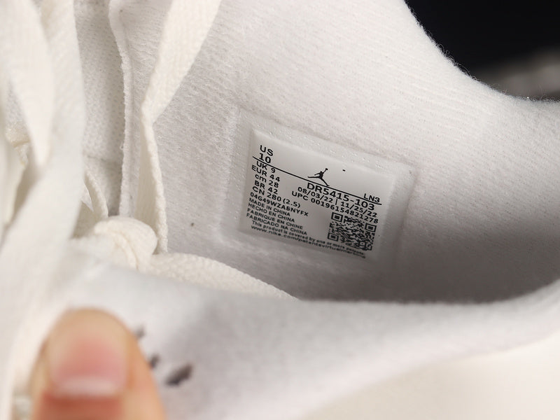 AJ4