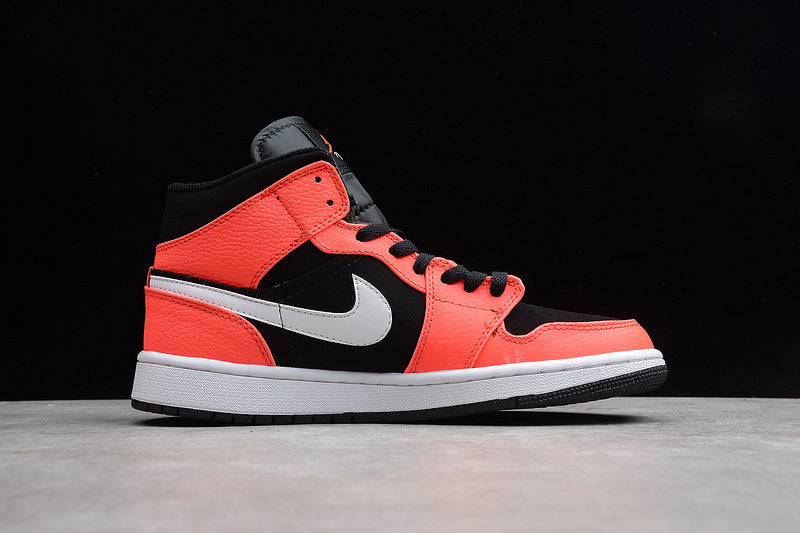 AJ1 Mid