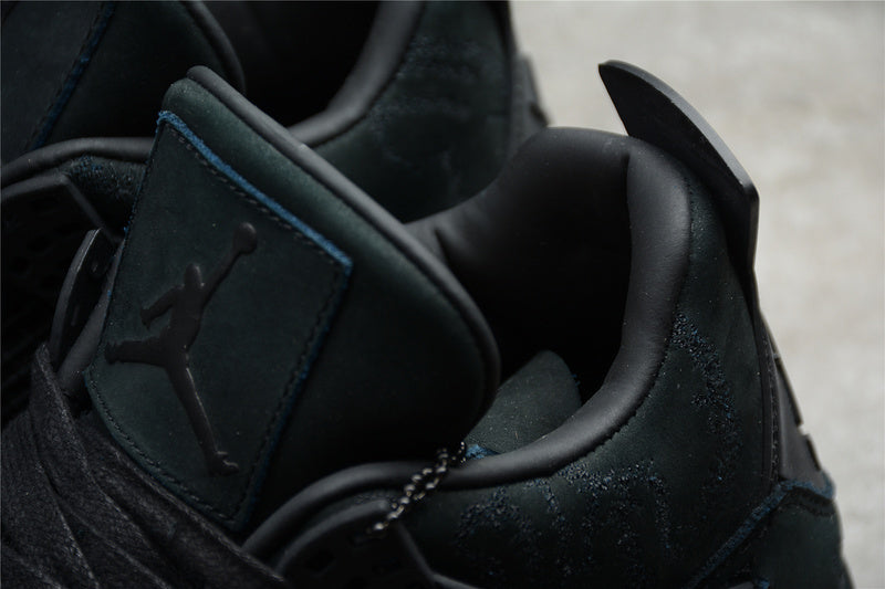 AJ4