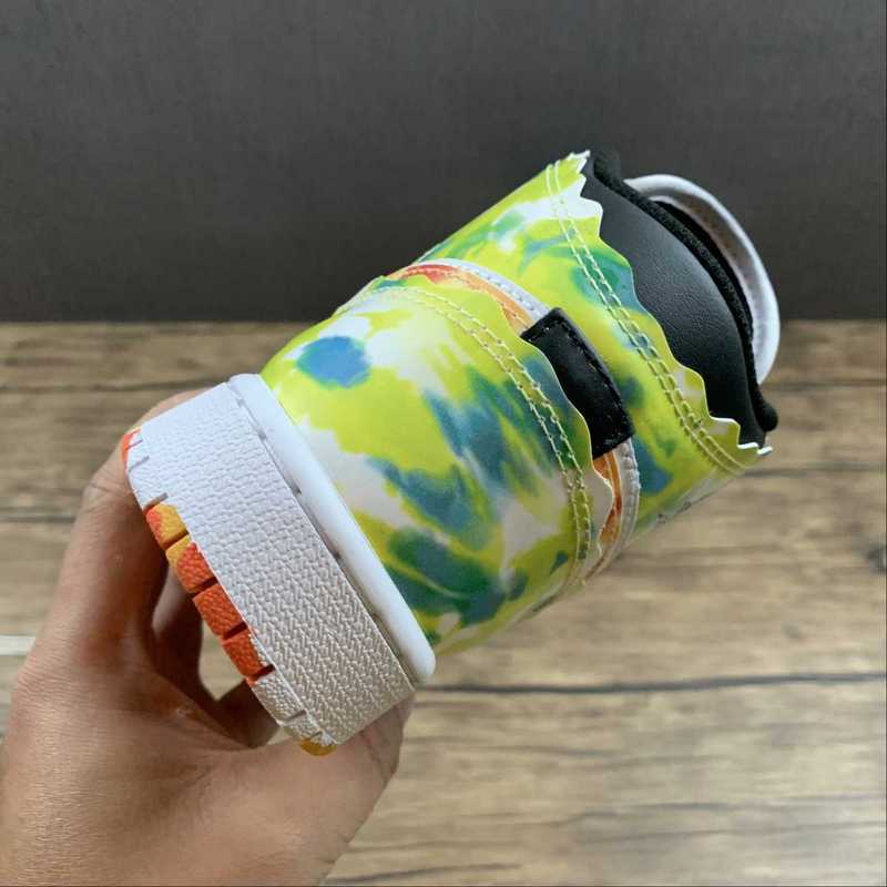 AJ1 Mid