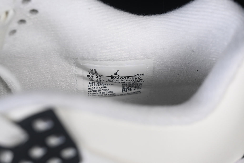 AJ4