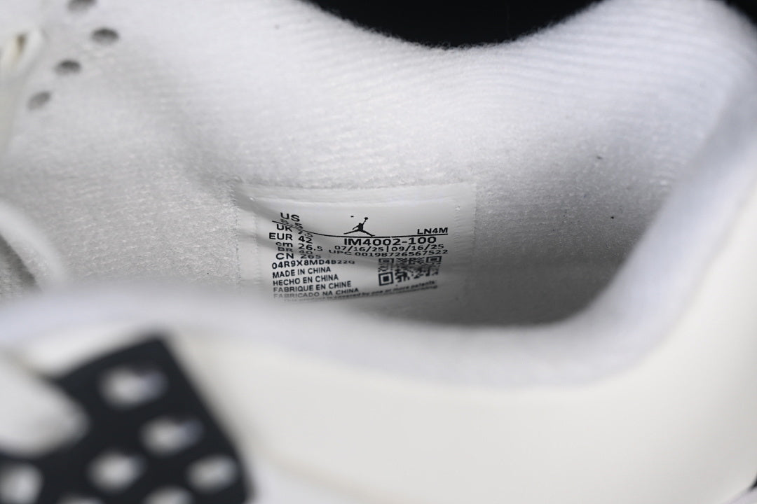 AJ4