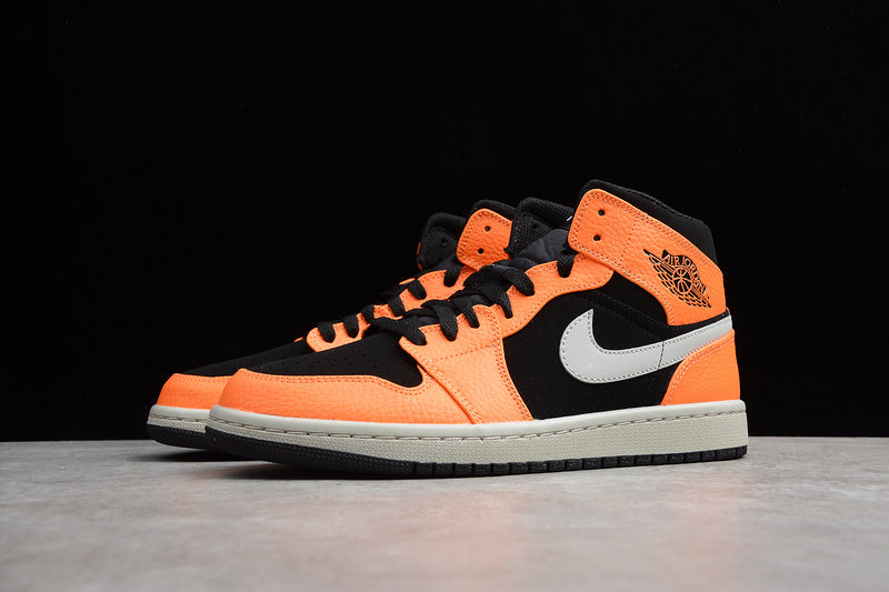 AJ1 Mid