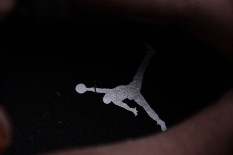 AJ4