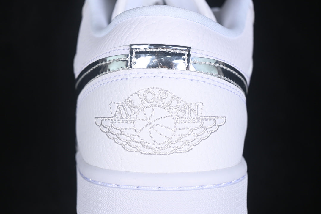 AJ1 Low