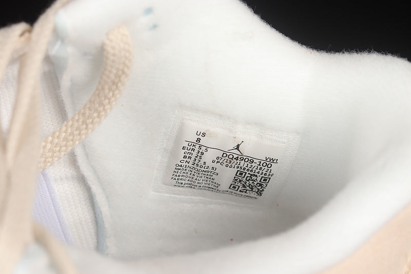 AJ4