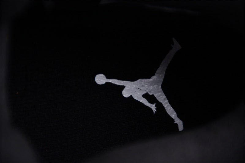 AJ4