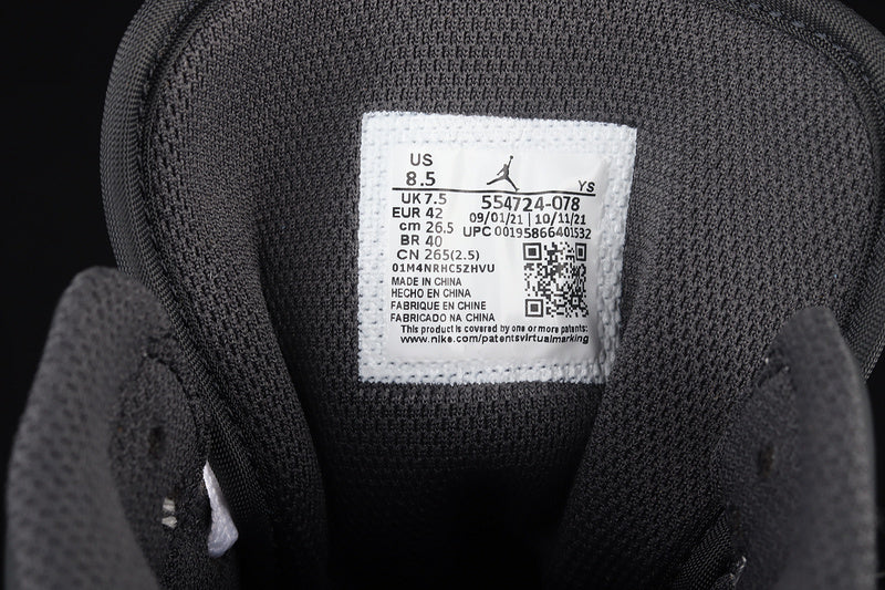 AJ1 Mid
