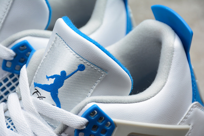 AJ4