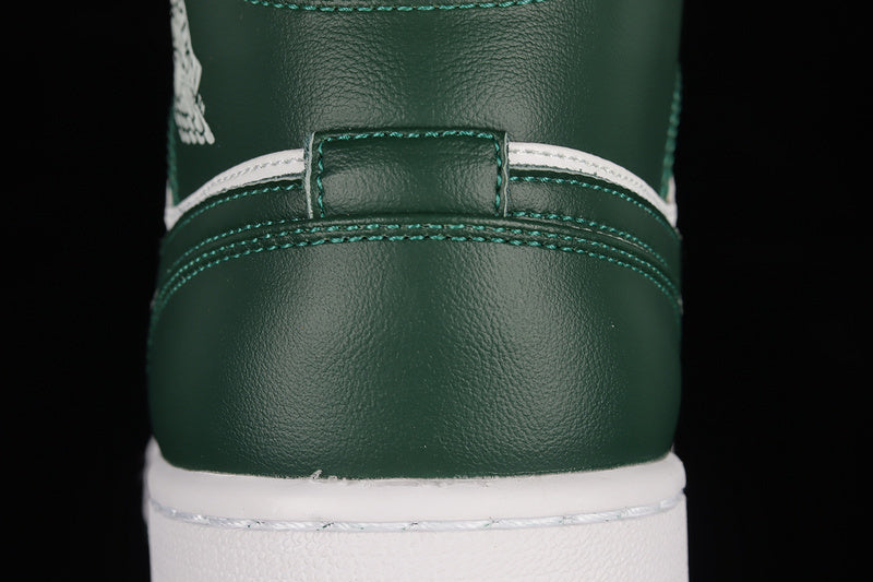 AJ1 Mid