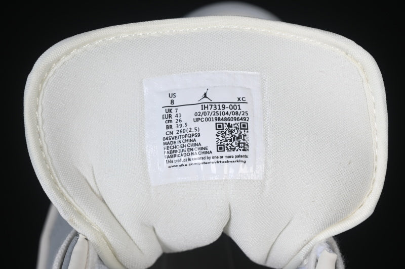 AJ1 Low