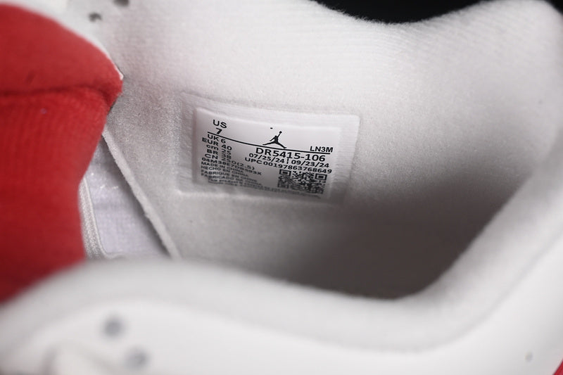 AJ4