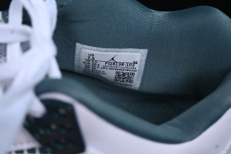 AJ4